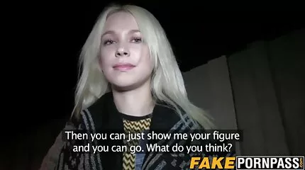 Những cô bạn gái với cặp vú mọng nước luôn sẵn sàng tước đoạt tinh trùng của khách hàng trong phim sex gai dam nhat ban cái lỗ vinh quang dâm đãng nhất.