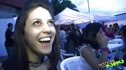 Tôi thực sự mơ ước được bú cặc của nam diễn viên, nhưng hôm nay tôi đã may phim sex nhat ban download mắn được đụ với anh ấy!.