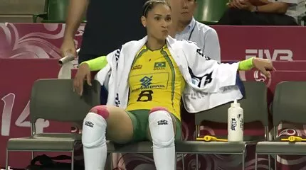 Woodman và công ty đã đụ một phim sex u50 nhat ban cô gái đến từ Dagestan trong hai lần.