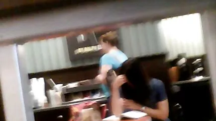 Thư ký mới nóng bỏng chứng minh với sếp rằng cô ấy không web phim sex nhat ban thua kém gì người trước.