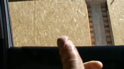 Kiểm tra sự quyến rũ của một em bé đang nhảy múa và đối xử với một con cặc đen khổng lồ trong âm phim sex ba gia nhat ban hộ của cô ấy.